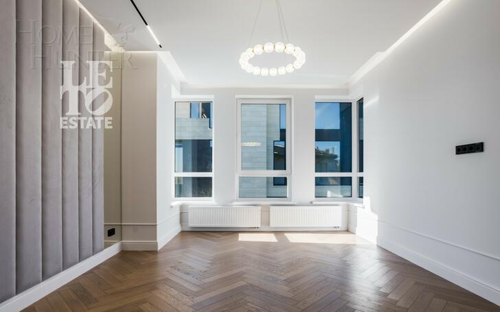 2-этажный коттедж 240 м² с отделкой