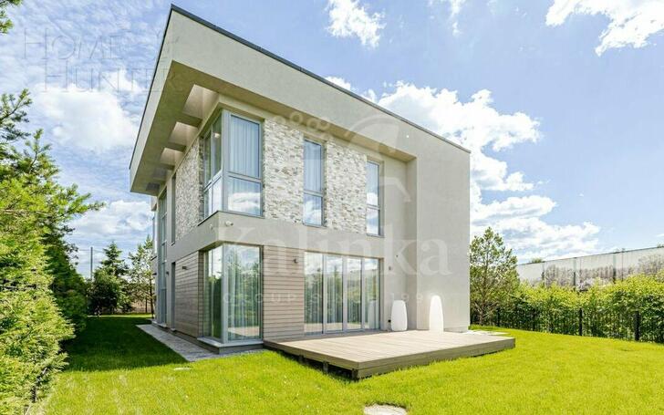 2-этажный коттедж 370 м² с отделкой