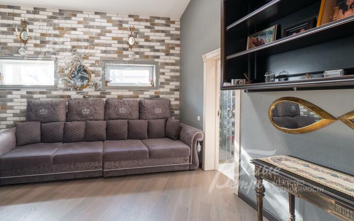 3-этажный коттедж 720 м² с отделкой