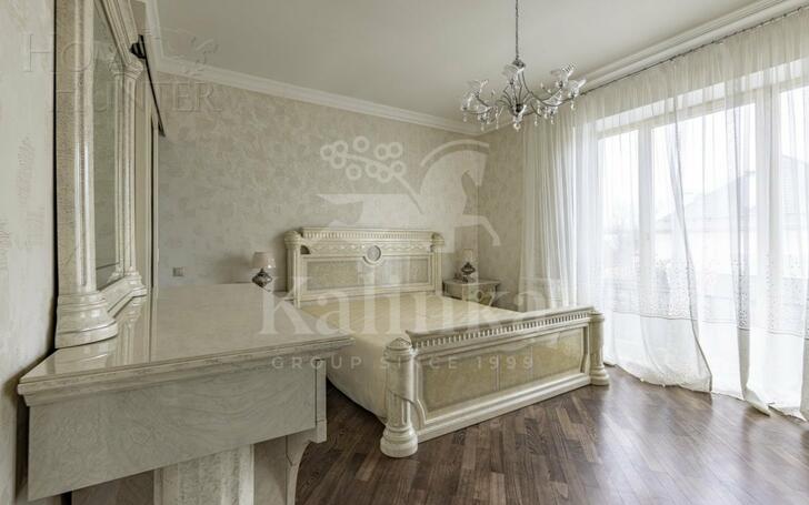 2-этажный коттедж 350 м² с отделкой