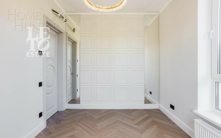 2-этажный коттедж 240 м² с отделкой