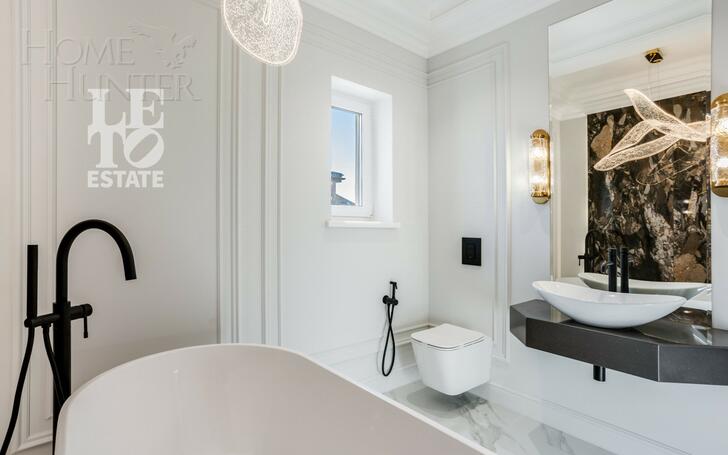 2-этажный коттедж 240 м² с отделкой