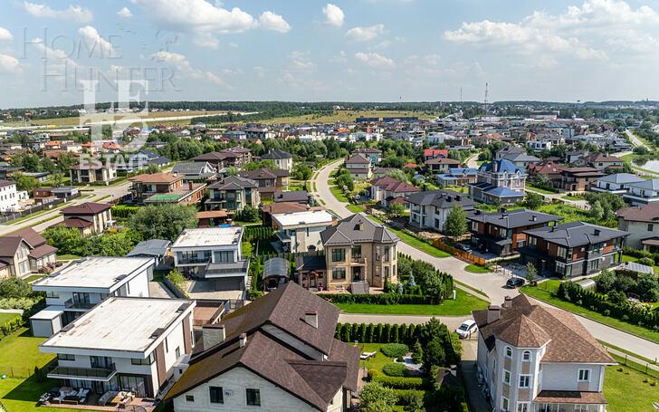 2-этажный коттедж 278 м² с отделкой
