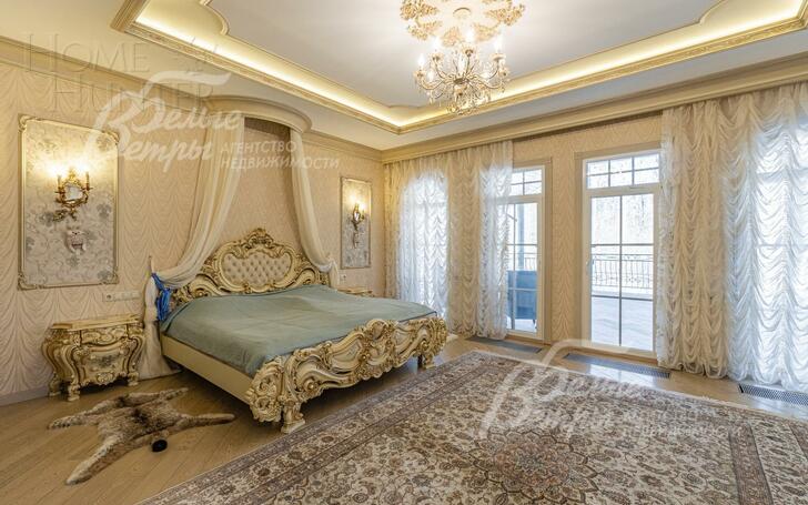 3-этажный коттедж 720 м² с отделкой