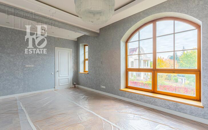 2-этажный коттедж 1 000 м² с отделкой