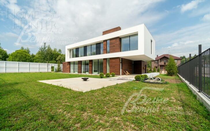 2-этажный коттедж 650 м² без отделки