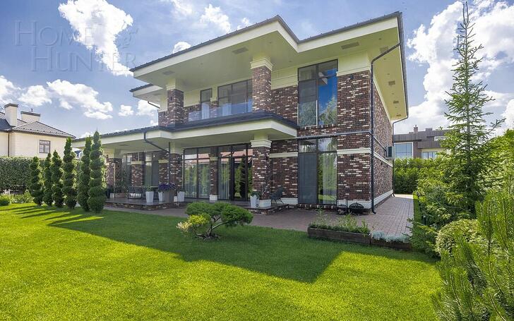 2-этажный коттедж 520 м² с отделкой