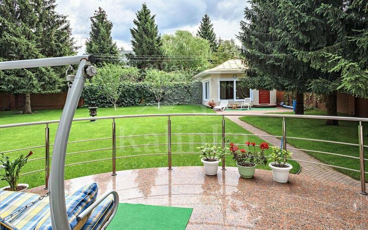 2-этажный коттедж 250 м² с отделкой