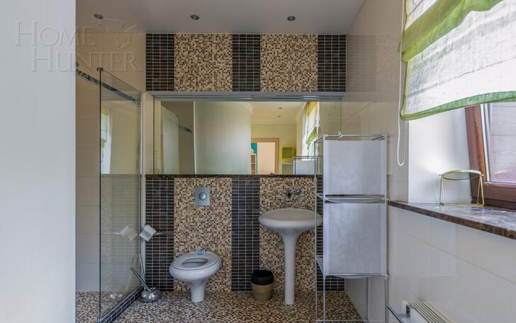 3-этажный коттедж 700 м² с отделкой