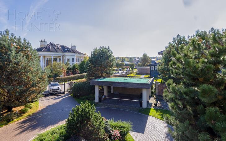 3-этажный коттедж 700 м² с отделкой