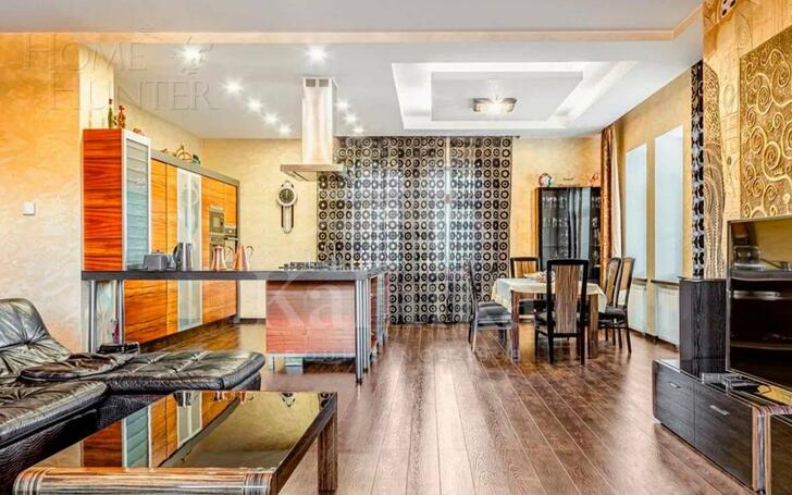 2-этажный коттедж 370 м² с отделкой