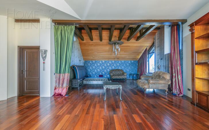 3-этажный коттедж 700 м² с отделкой