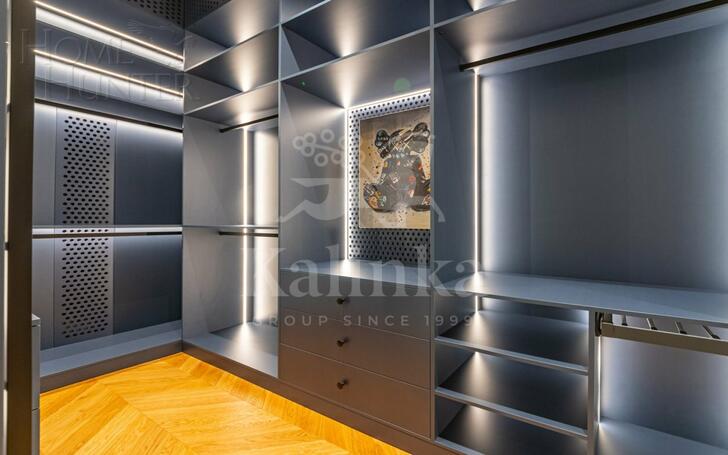 2-этажный коттедж 1 250 м² с отделкой