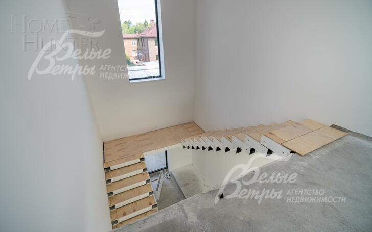 2-этажный коттедж 650 м² без отделки