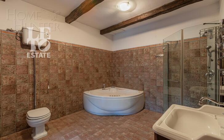 2-этажный коттедж 720 м² с отделкой