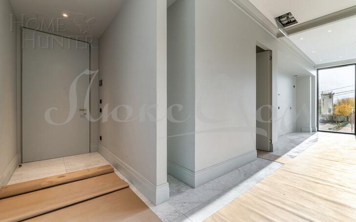 4-КОМН. КВАРТИРА С ОТДЕЛКОЙ 182 М² НА 2 ЭТАЖЕ