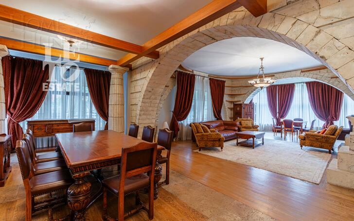 2-этажный коттедж 720 м² с отделкой