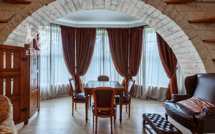 2-этажный коттедж 720 м² с отделкой