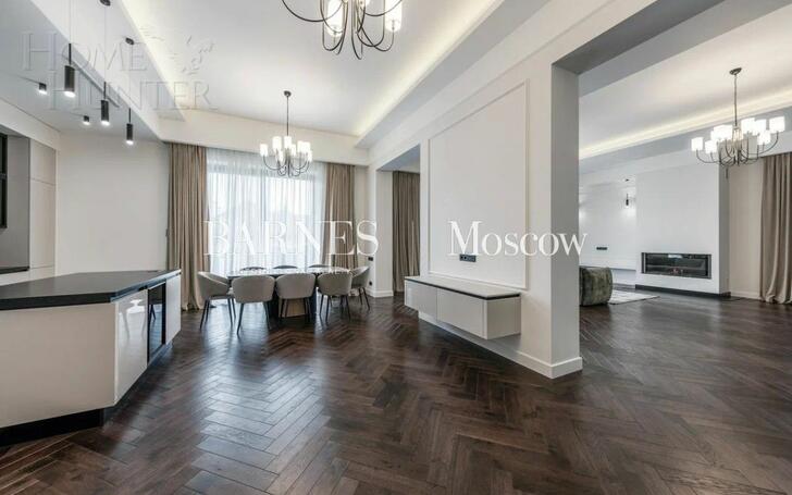 1-этажный коттедж 990 м² с отделкой