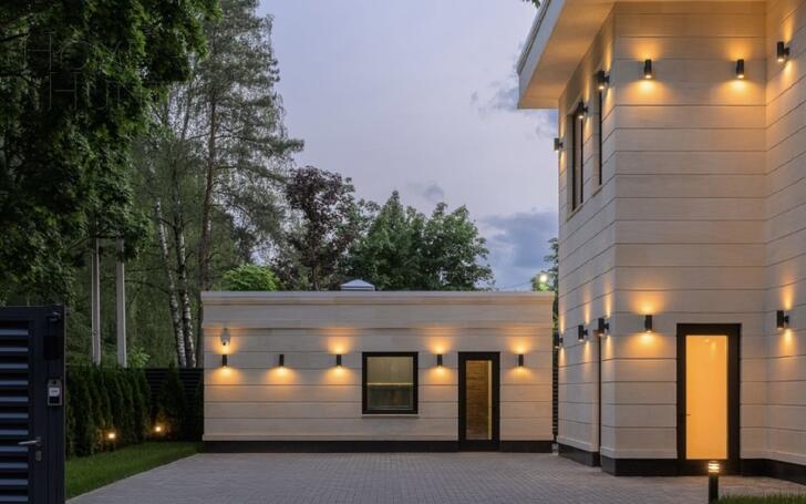 2-этажный коттедж 350 м² с отделкой