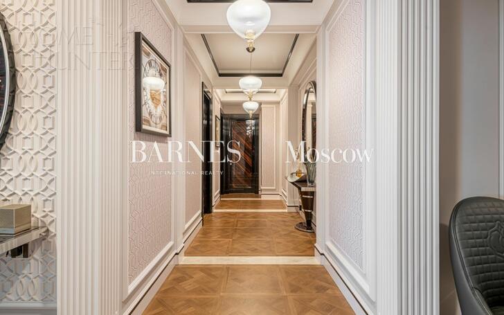 5-КОМН. КВАРТИРА С ОТДЕЛКОЙ 250 М² НА 6 ЭТАЖЕ