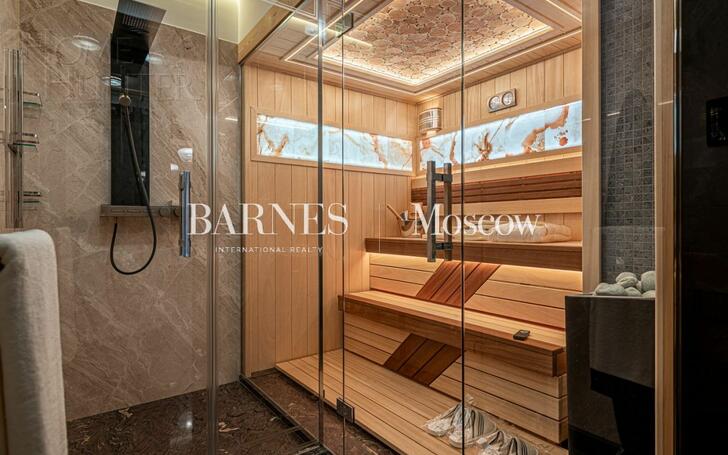 5-КОМН. КВАРТИРА С ОТДЕЛКОЙ 250 М² НА 6 ЭТАЖЕ