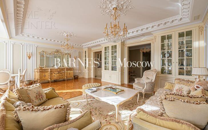 4-КОМН. КВАРТИРА С ОТДЕЛКОЙ 190 М² НА 3 ЭТАЖЕ