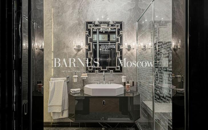 5-КОМН. КВАРТИРА С ОТДЕЛКОЙ 250 М² НА 6 ЭТАЖЕ
