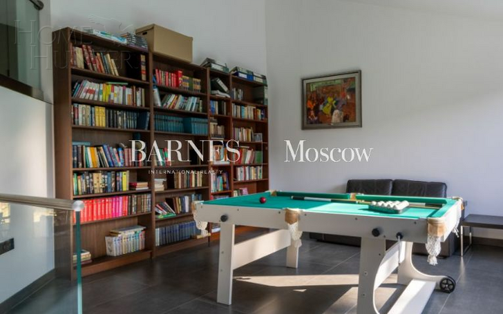 2-этажный коттедж 300 м² с отделкой