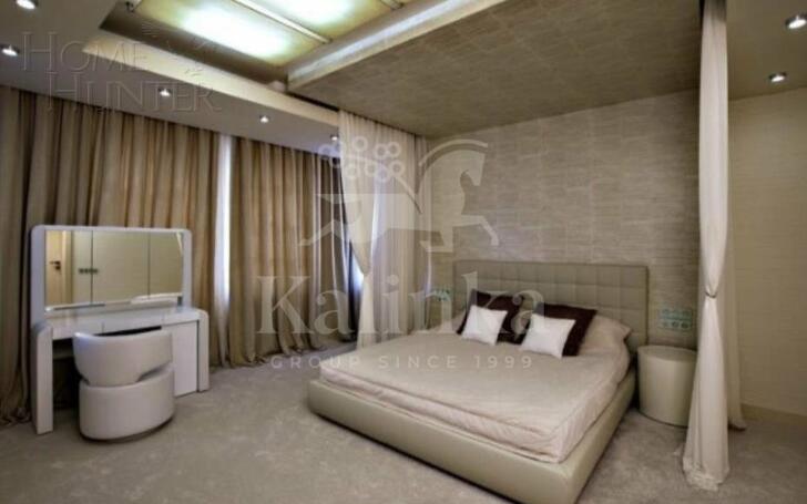 3-этажный таунхаус 200 м² с отделкой
