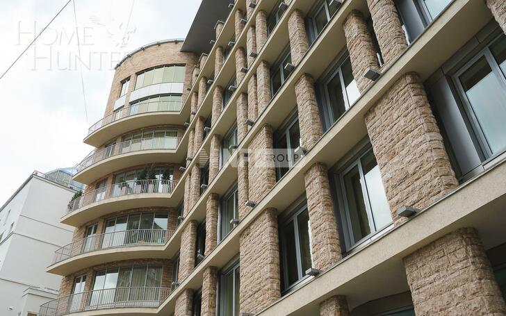 8-КОМН. КВАРТИРА С ОТДЕЛКОЙ 514.1 М² НА 8 ЭТАЖЕ