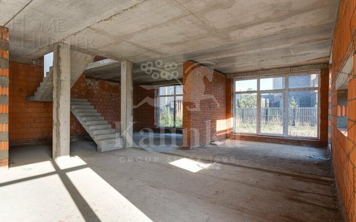 3-этажный коттедж 308 м² без отделки