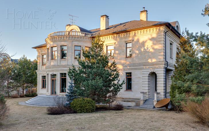 2-этажный коттедж 1 200 м² с отделкой