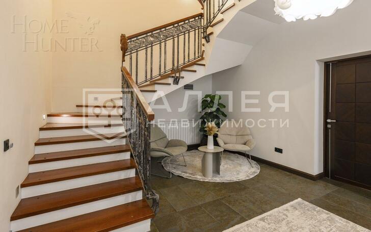 2-этажный коттедж 450 м² с отделкой