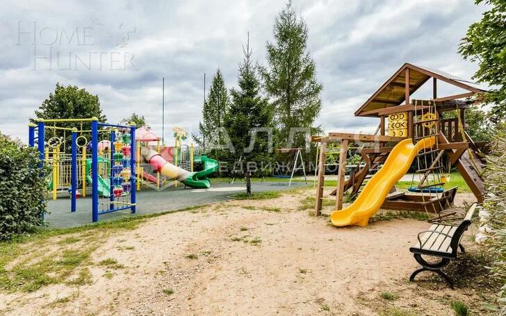 3-этажный коттедж 615 м² с отделкой