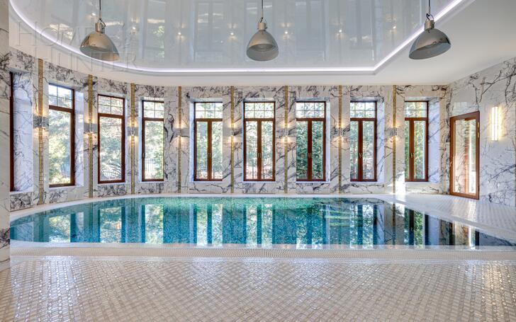 2-этажный коттедж 1 200 м² с отделкой