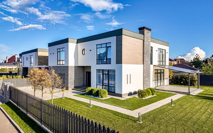 2-этажный коттедж 440 м² с отделкой