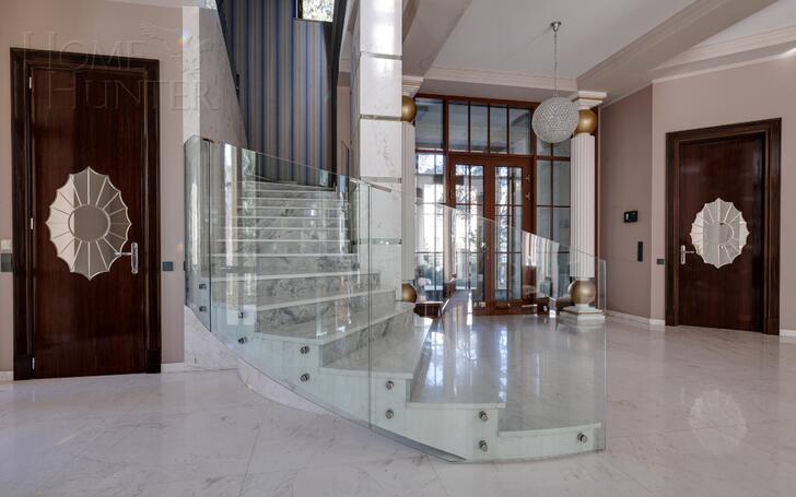 2-этажный коттедж 1 200 м² с отделкой