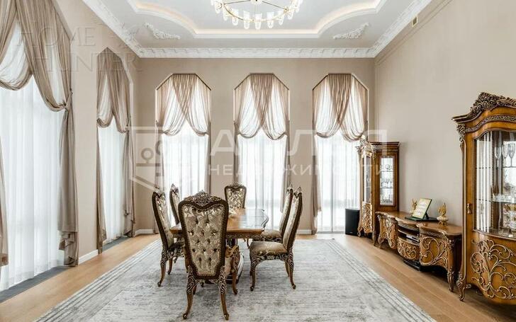 3-этажный коттедж 615 м² с отделкой