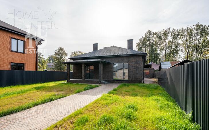 1-этажный коттедж 306.1 м² без отделки
