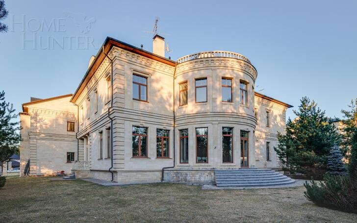 2-этажный коттедж 1 200 м² с отделкой