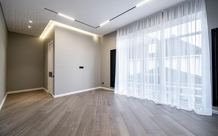 2-этажный коттедж 440 м² с отделкой