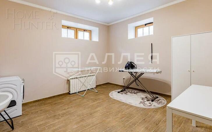 3-этажный коттедж 615 м² с отделкой