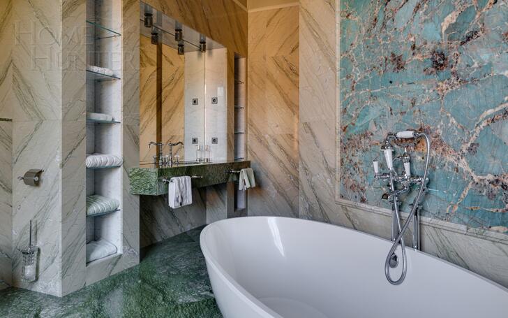 2-этажный коттедж 1 200 м² с отделкой