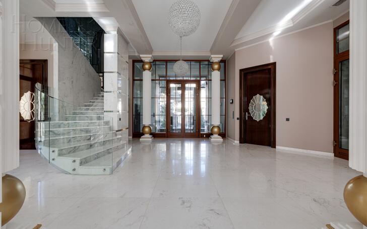 2-этажный коттедж 1 200 м² с отделкой