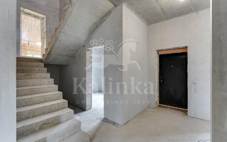 2-этажный коттедж 300 м² без отделки
