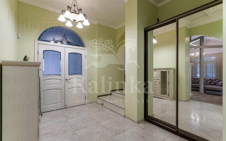КОТТЕДЖ 244 м² с отделкой