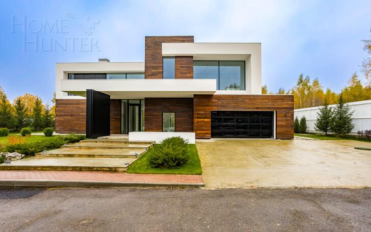 2-этажный коттедж 650 м² без отделки