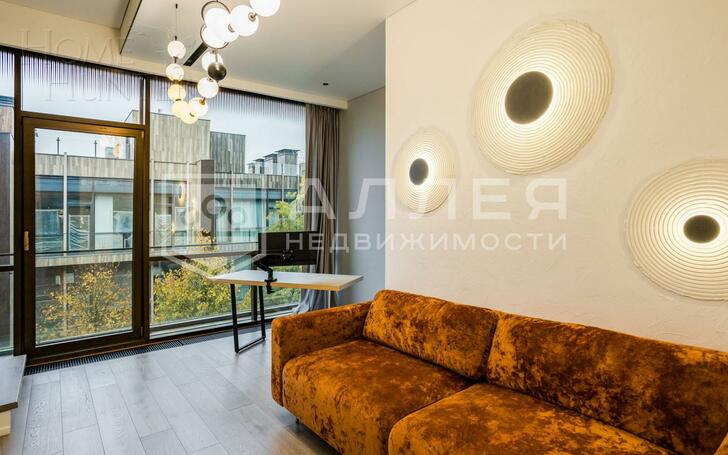 3-этажный таунхаус 240 м² с отделкой