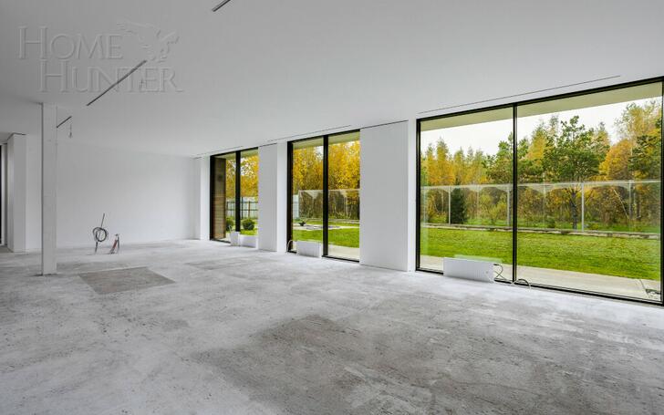 2-этажный коттедж 650 м² без отделки